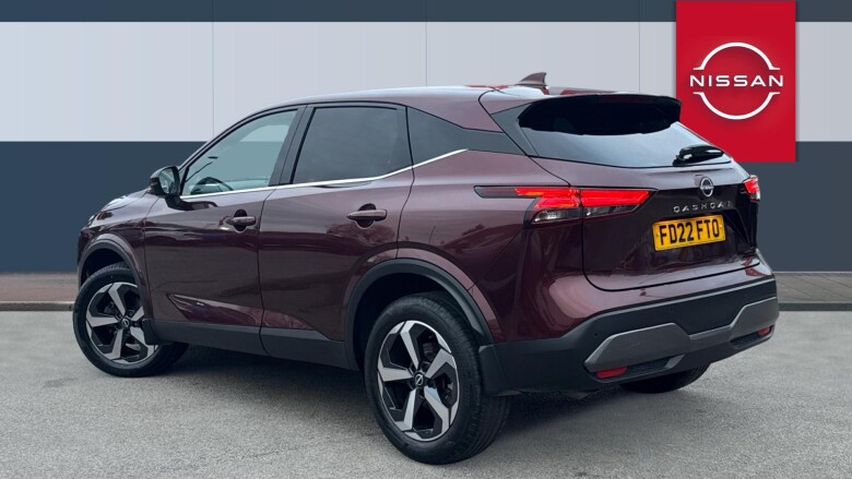 Nissan Qashqai 1.3 DiG-T MH N-Connecta 5dr Petrol Hatchback